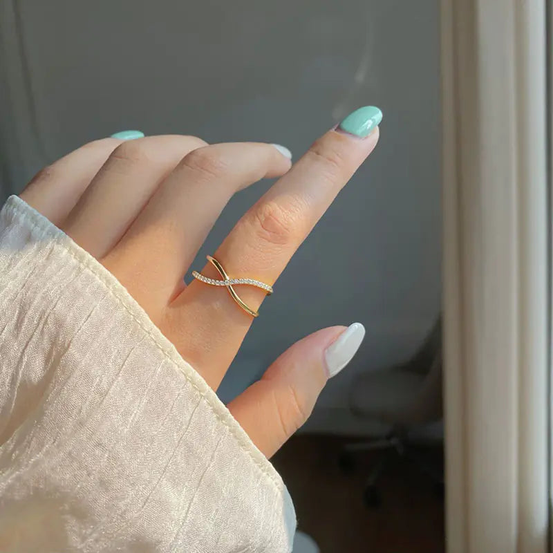 14K Gold Ring with French Diamond Design
